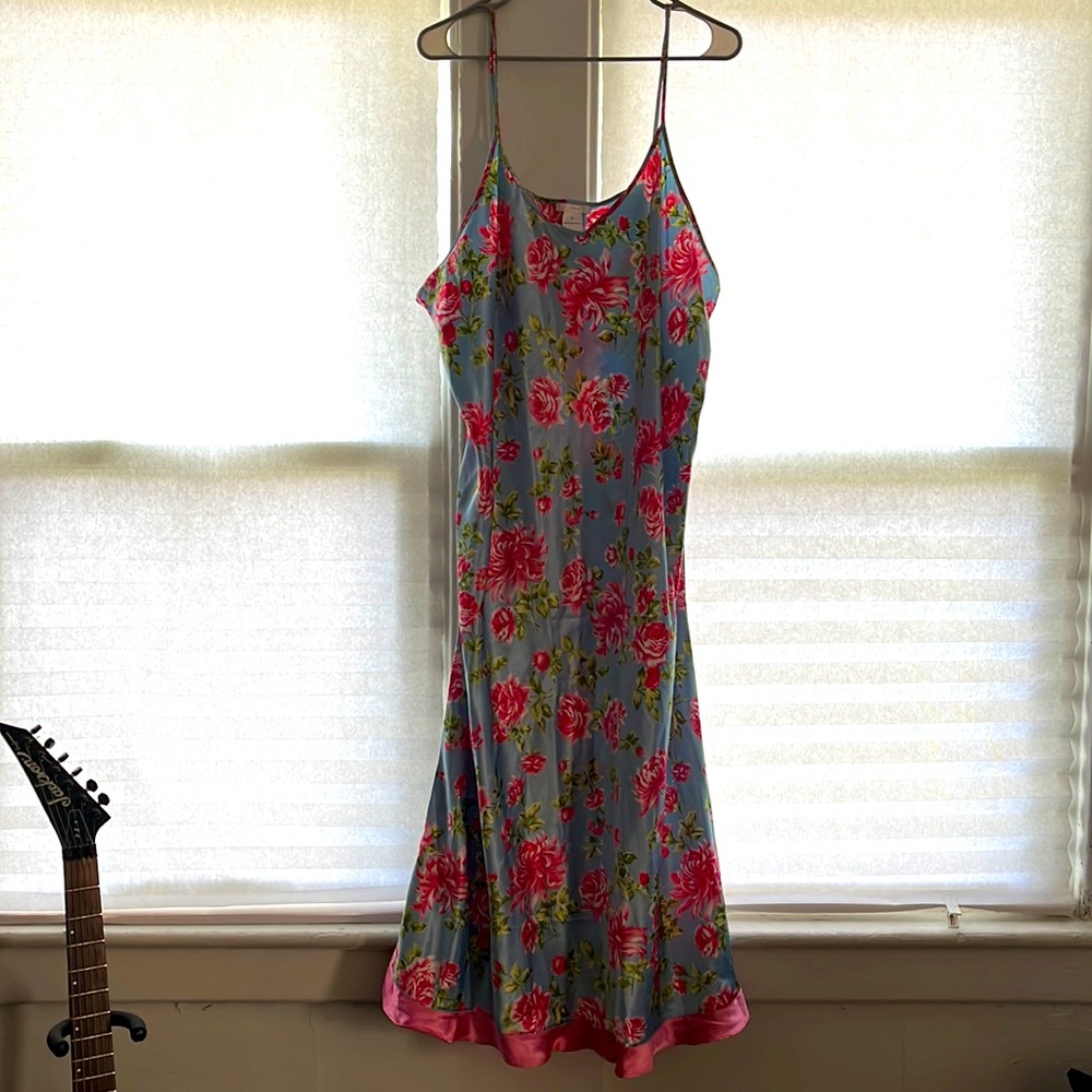 Womens floral nightgown, PINK brand, size 2X